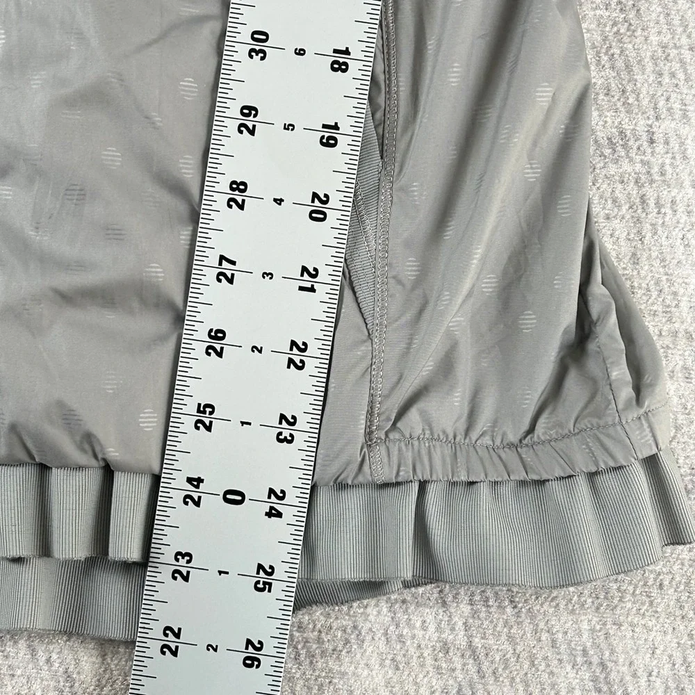 Lululemon Spring Fling Silver Polka Dot Lightweight Down Puffer Jacket‎ Ruffle S